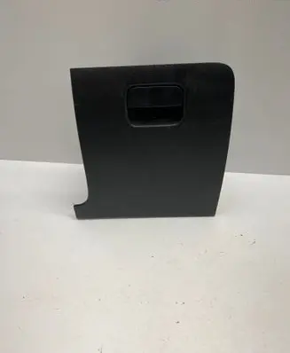 Glove box