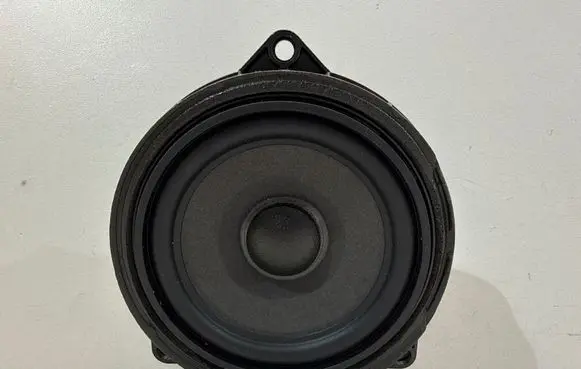 BMW 4 G22 G23 G24 G26 Front door speaker 2622469