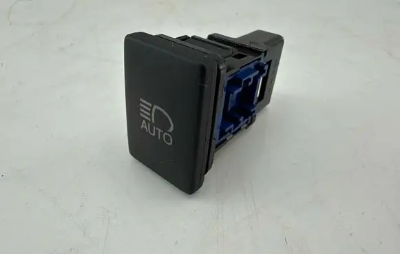 Toyota C-HR I Light switch 15E044
