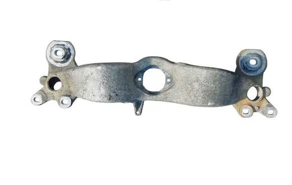 Audi A4 S4 B6 8E 8H Gearbox mounting bracket 8E0399263