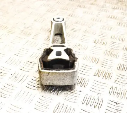 Land Rover Discovery Sport Engine mount bracket 6G926P082GC