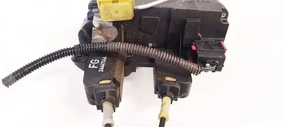 Opel Signum Rear door lock 24447346