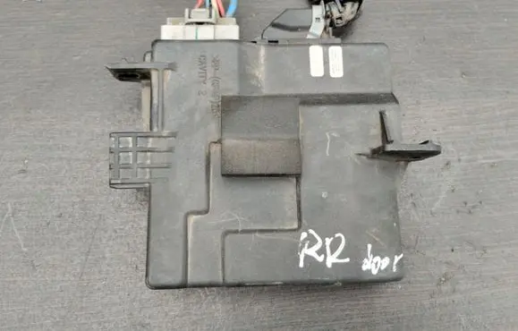 KIA Carnival Door control unit/module 954504D101