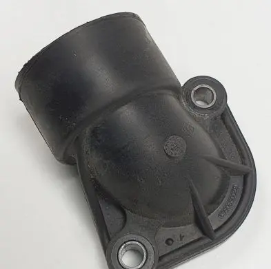 Renault Megane II Engine coolant pipe/hose 8200590563