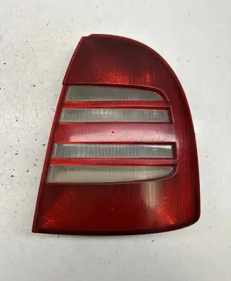 Skoda Superb B5 (3U) Rear/tail lights 3U5945096 3U5945112