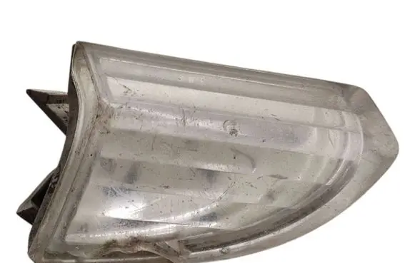 Volkswagen PASSAT CC Front reflector 3C8807717A 3C8807717