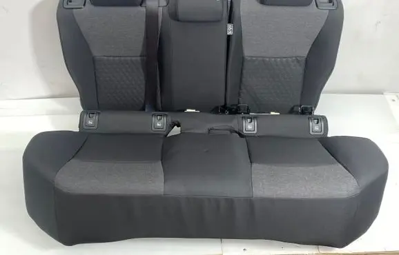 Toyota Yaris Cross Rear seat 