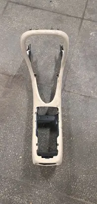 Jaguar XJ X350 Center console