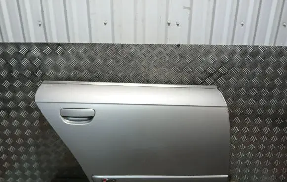 Audi A4 S4 B7 8E 8H Rear door