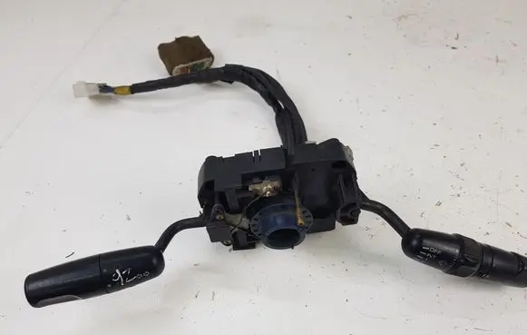Mitsubishi Eclipse Wiper turn signal indicator stalk/switch 178740