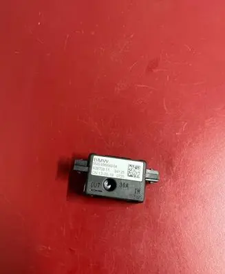 BMW X3 G01 Aerial antenna amplifier 9389560 65209389560