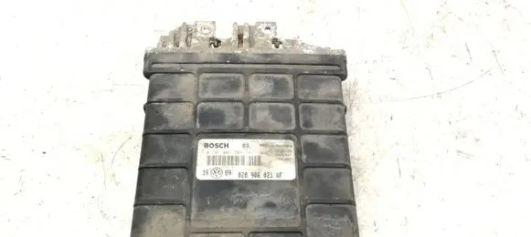 Volkswagen Golf III Engine control unit/module 0281001308 28SA2507 028906021AF