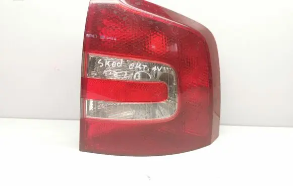 Skoda Octavia Mk2 (1Z) Rear/tail lights 1Z9945096