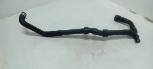 Volkswagen Golf VII Engine coolant pipe/hose 5Q0820507L