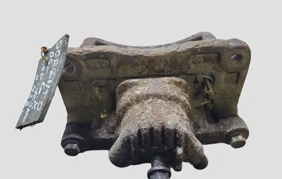 KIA Sorento Rear brake caliper