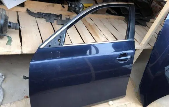 BMW 5 E60 E61 Front door 