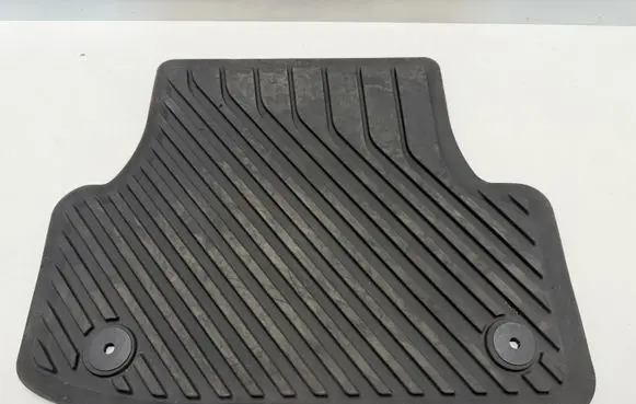Audi A3 S3 8V Rear floor mat 8V5061512