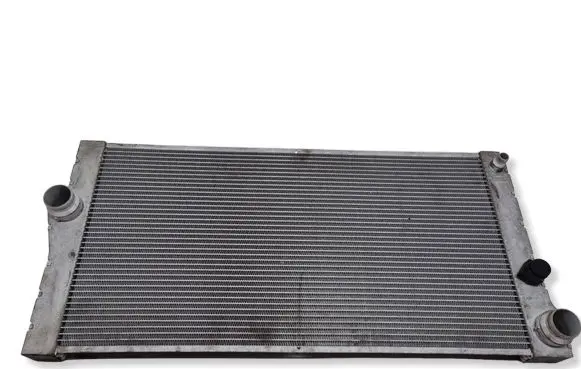 BMW 5 F10 F11 Coolant radiator 6076901