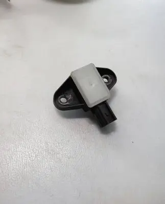 Volkswagen PASSAT B7 Airbag deployment crash/impact sensor 5N0959354D 42120103