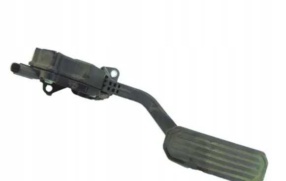 Toyota Camry Accelerator throttle pedal 7811006010