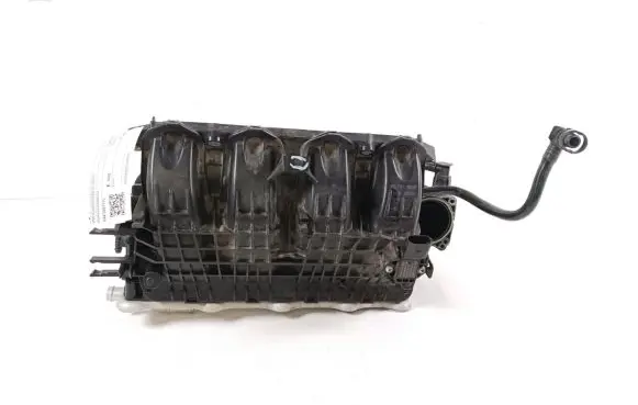 Volkswagen Golf VII Intake manifold 04E129711L