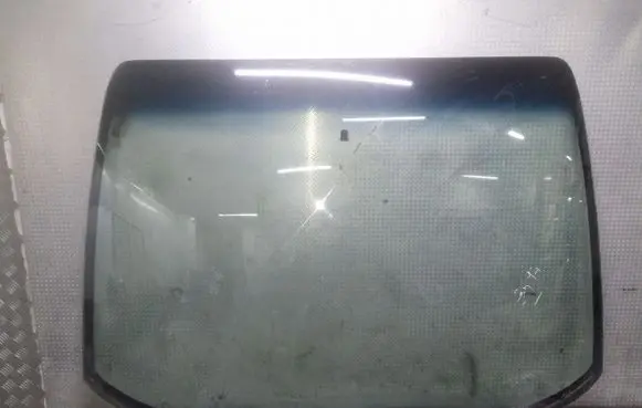 Chrysler Voyager Front windscreen/windshield window 