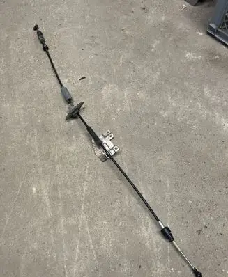 KIA Sportage Gear shift cable linkage 
