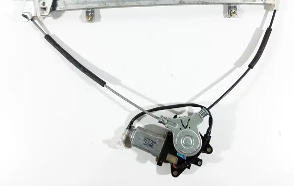 Suzuki Grand Vitara I Front door window regulator with motor 8346065D00 0621008921