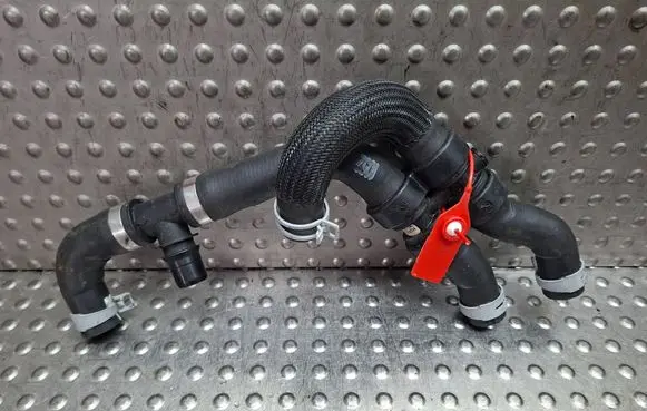 Renault Captur II Engine coolant pipe/hose S27624923 210218083R