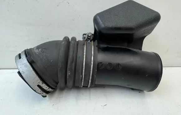 Toyota Prius (XW30) Air intake duct part 1788037100