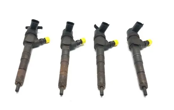 Alfa Romeo Giulietta Fuel injectors set 0445110300