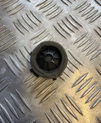 Toyota RAV 4 (XA50) Panel speaker 8615007100 8907036101A
