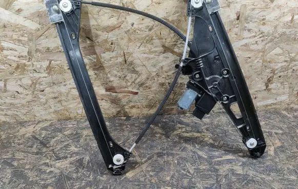Citroen DS7 Crossback Front door window regulator with motor 9830655780