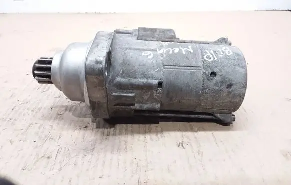 Volkswagen PASSAT B6 Starter motor 02M911023N