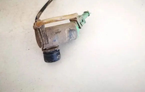 Peugeot 206 Windscreen/windshield washer pump