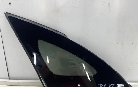 Mazda CX-3 Rear side window