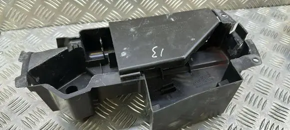 Mercedes-Benz E W212 Tool box A2128980914