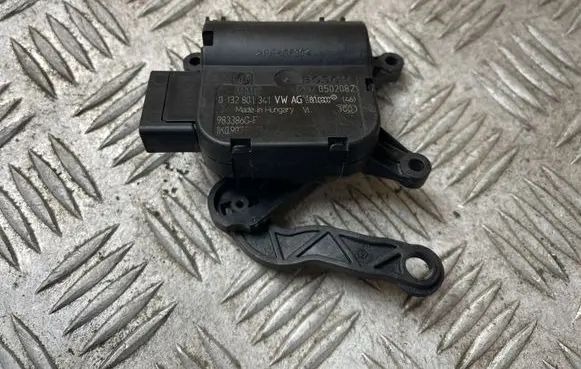 Volkswagen Touran II Air flap motor/actuator 0132801341 983386GF 0502082