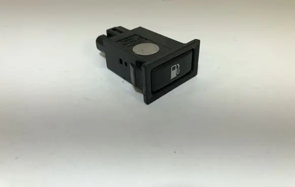 Toyota Avensis T250 Fuel tank opening switch 156795 5660S35