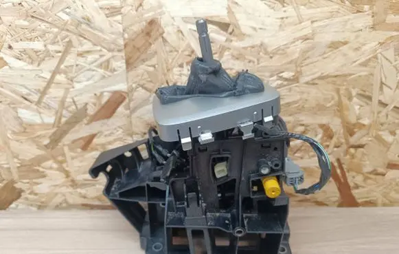 Volvo XC90 Gear selector P30759296