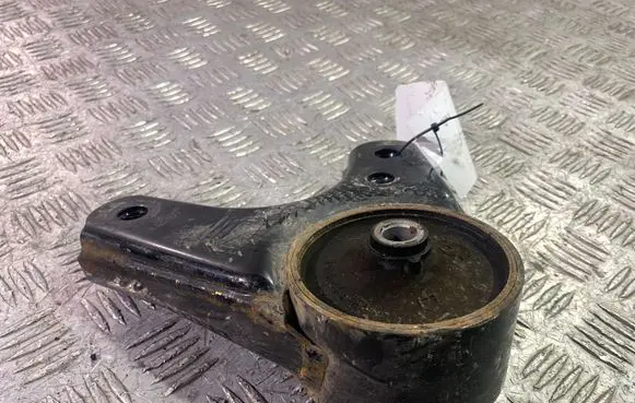 Hyundai Kona I Engine mount bracket 21932K4000