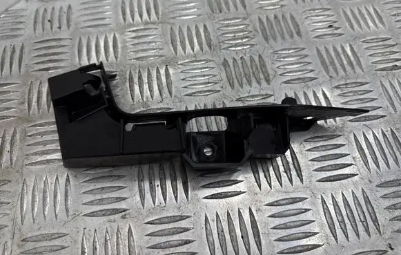 BMW X3 E83 Front bumper mounting bracket 3400919 12125310