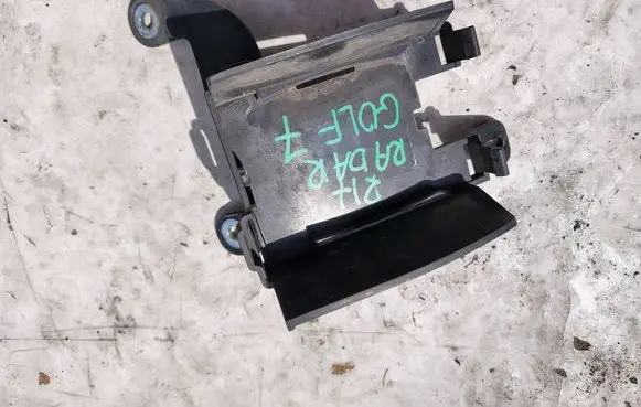 Volkswagen Golf VII Other interior part 5G6907455