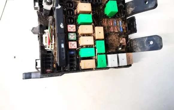 Hyundai ix35 Fuse box set 913132y441 91313-2y441