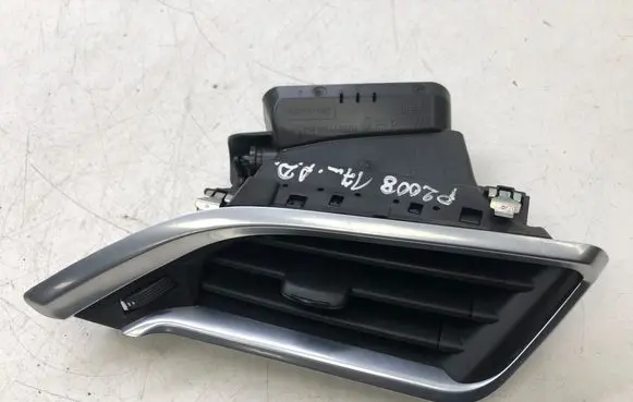 Peugeot 2008 I Dashboard side air vent grill/cover trim 9673131677