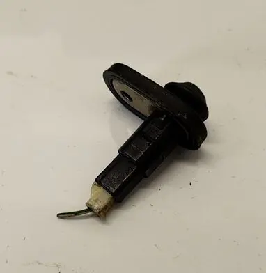 Toyota Avensis T250 Front door sensor 
