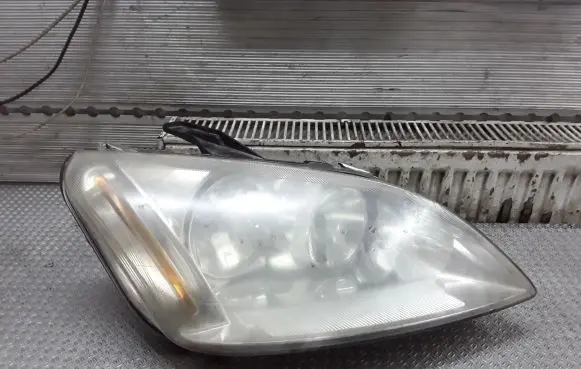 Ford Focus C-MAX Headlight/headlamp