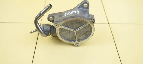 Mazda CX-5 Vacuum pump SH0118G00 27SP49