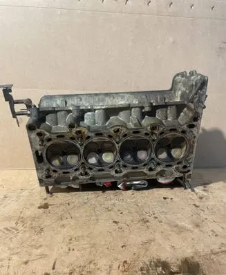 Opel Corsa D Engine head 55355430