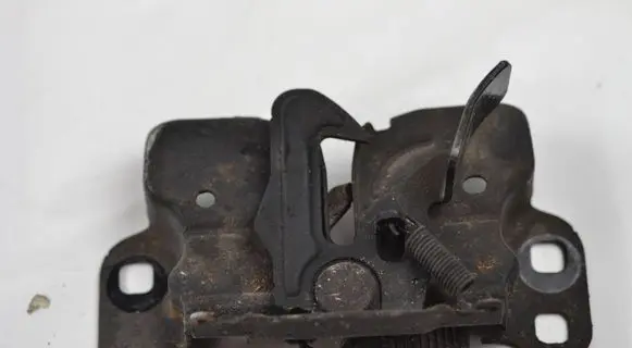 Chrysler Sebring (JS) Engine bonnet/hood lock/latch loop/hook 